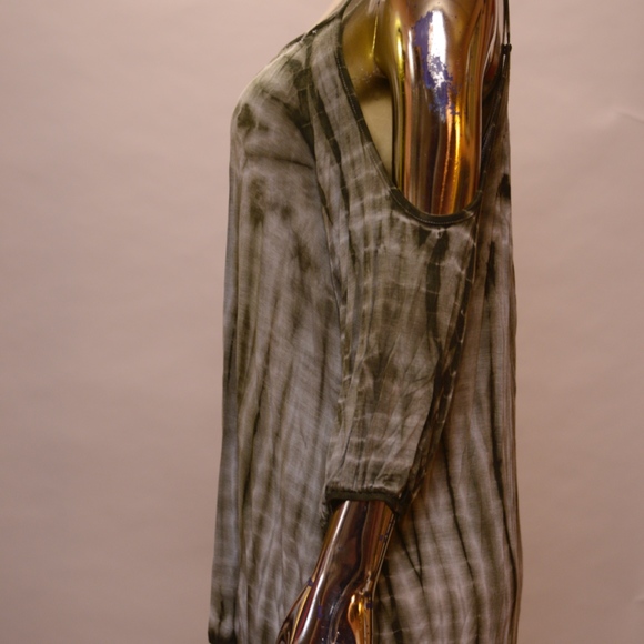 Green hand tie dyed, cut-out shoulders top - NWT - Picture 2 of 3